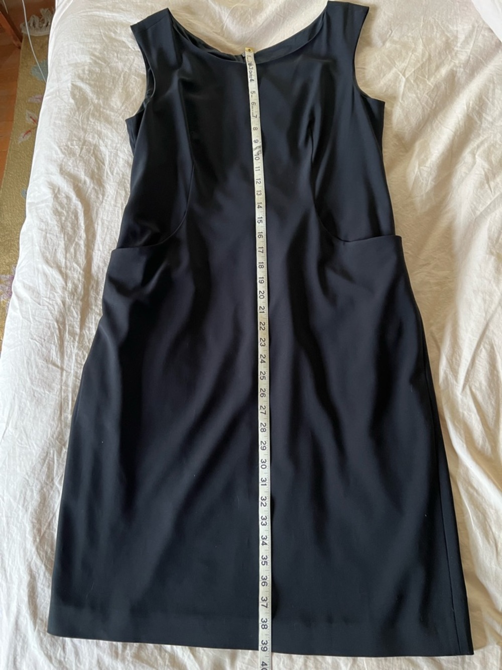 Classic LBD w/ pockets from Agnes B - Picture 4 of 9